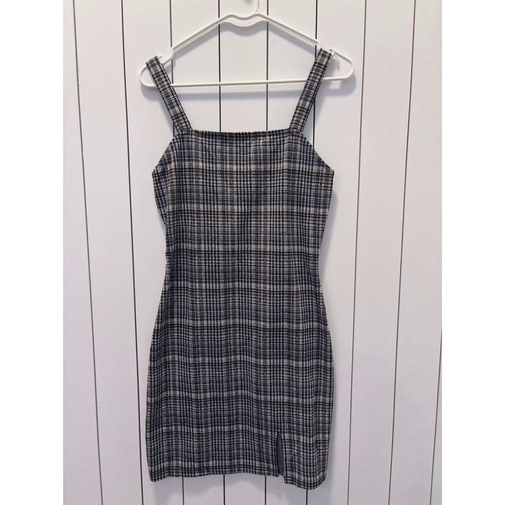 it's Plaid Mini Dress Womens Medium Grey Square Neck Side Slit 90s Y2K style.